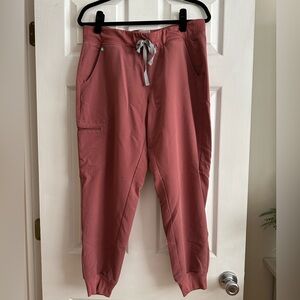 Figs Zamora jogger scrub pants size large petite, limited edition mauve color